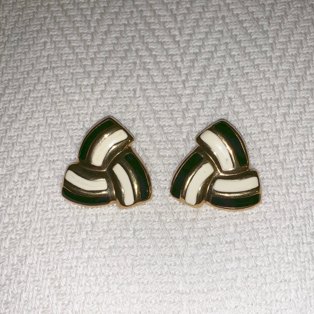 Black/white/faux gold earrings.